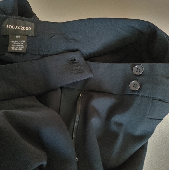 Navy slacks - Picture 3 of 4